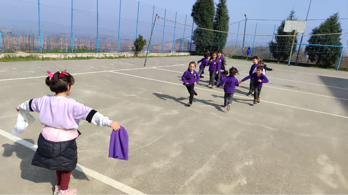 Geleneksel Çocuk Oyunları Şenlikleri